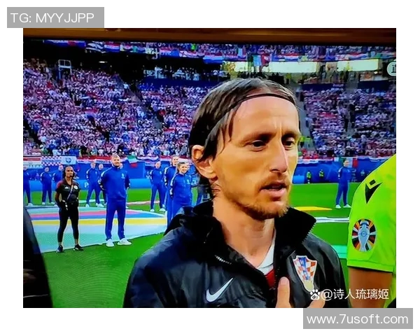 意大利足球界的另类明星他以独特魅力赢得球迷的心