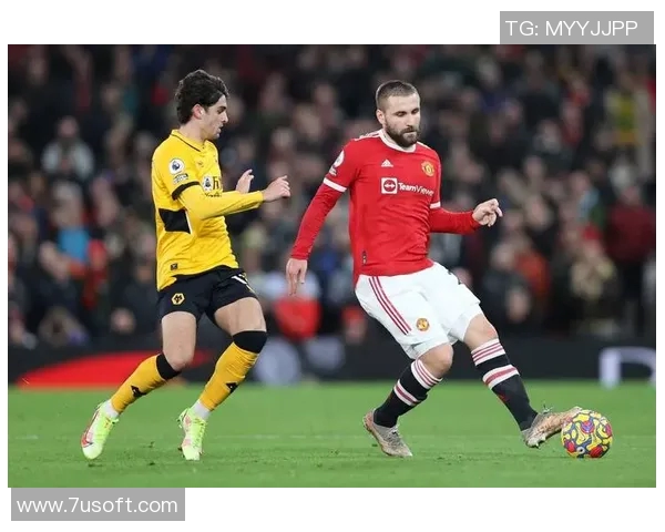 足球明星搞笑瞬间合集愚蠢行为视频大盘点让你捧腹大笑的精彩时刻