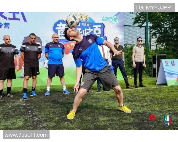 足球明星礼盒装尽享球场魅力与激情的完美结合让你与偶像零距离接触 足球明星礼盒装尽享球场魅力与激情的完美结合让你与偶像零距离接触